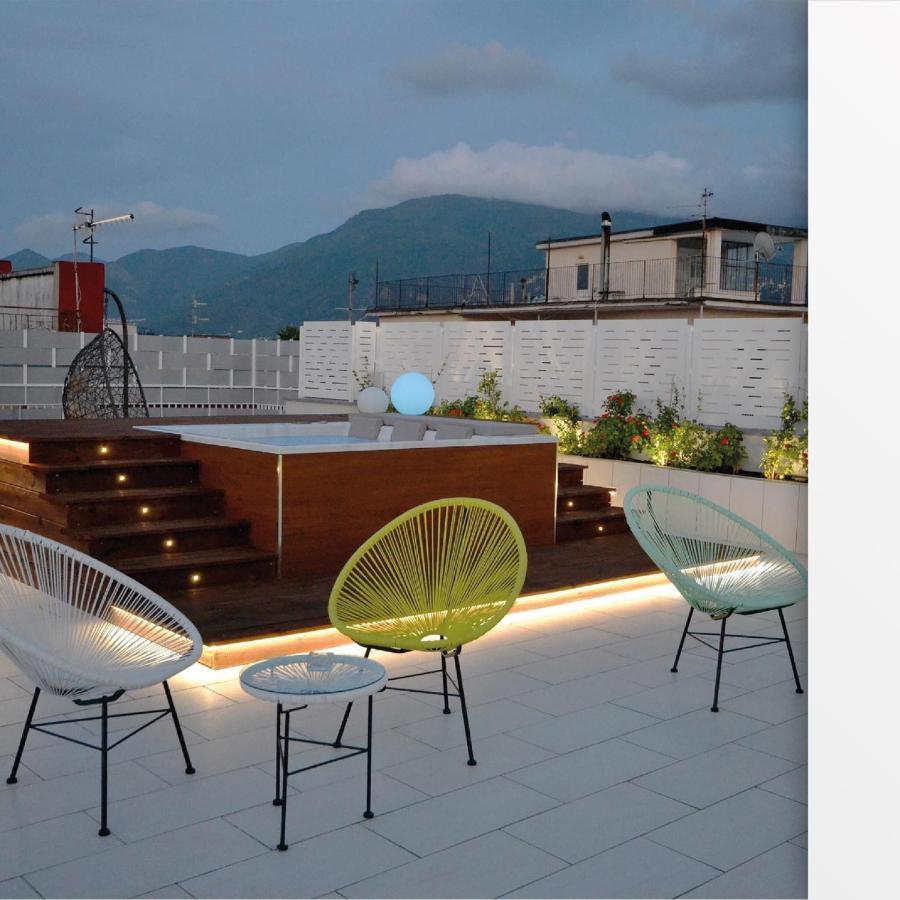 & Rooftop - Sky Apartment *