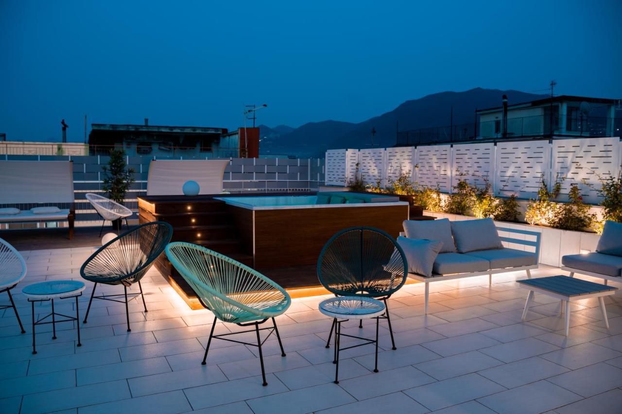 & Rooftop - Sky Apartment